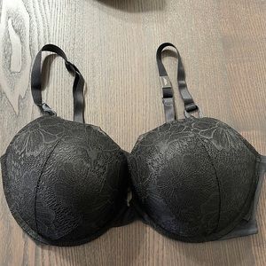 NWT - Victoria’s Secret Sexy Tee Push-Up Bra - Black Lace - 40DD